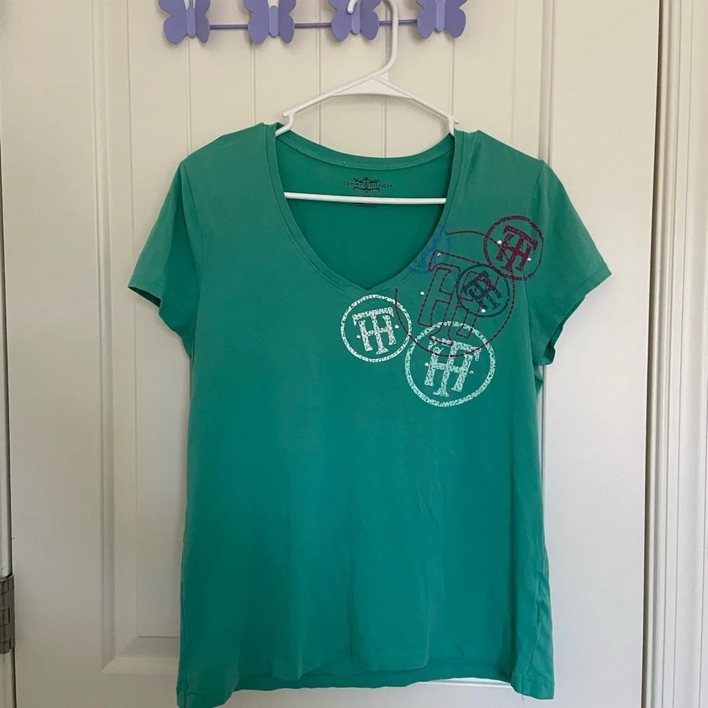 Tommy Hilfiger women’s‎ logo jewel v-neck teal shirt large